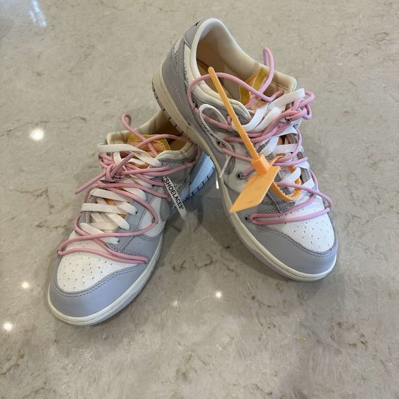 Authentic Nike Dunk Low Off-White Lot 9 (Stock X Verified)